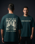 Unlinked Data - Oversized Tee